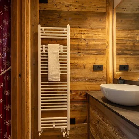 Les Reves Des Montagnards, De Charme Holiday home *