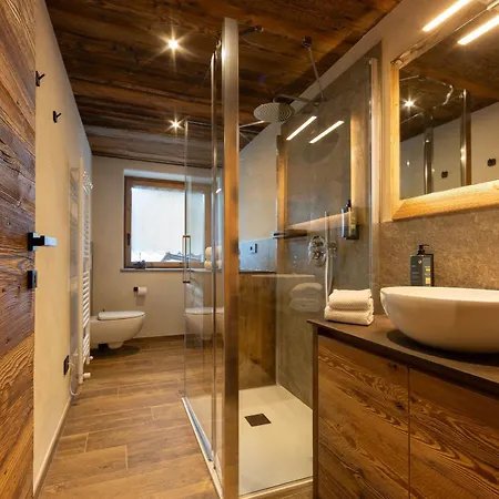 Les Reves Des Montagnards, De Charme