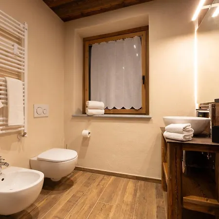 Les Reves Des Montagnards, De Charme